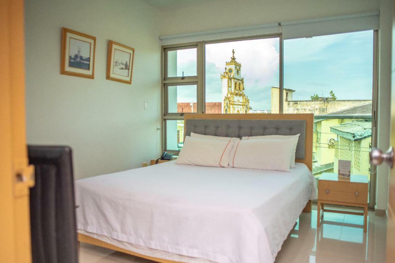 Onoma Hotel Lorica Ngoại thất bức ảnh